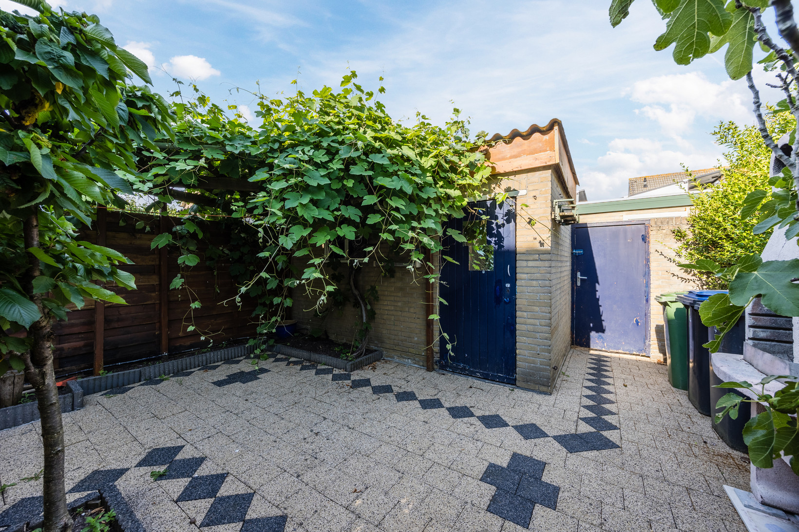 Tussenwoning te koop: Mechelinenblok 14, Bergen Op Zoom