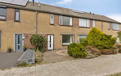 Van Houtenstraat 11