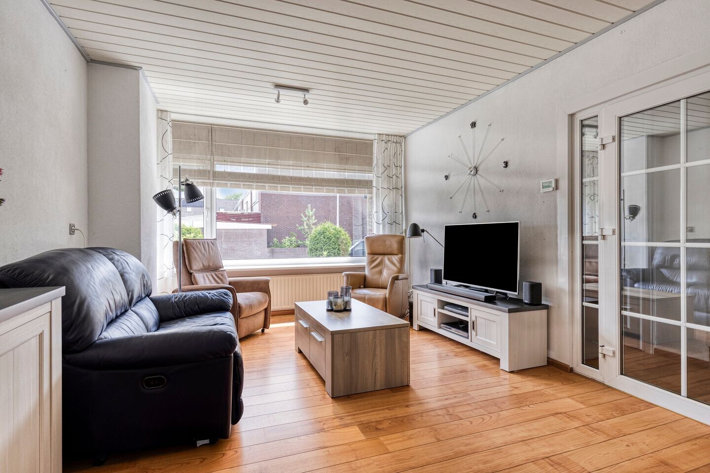Tussenwoning te koop: Titanlaan 10, Bergen Op Zoom