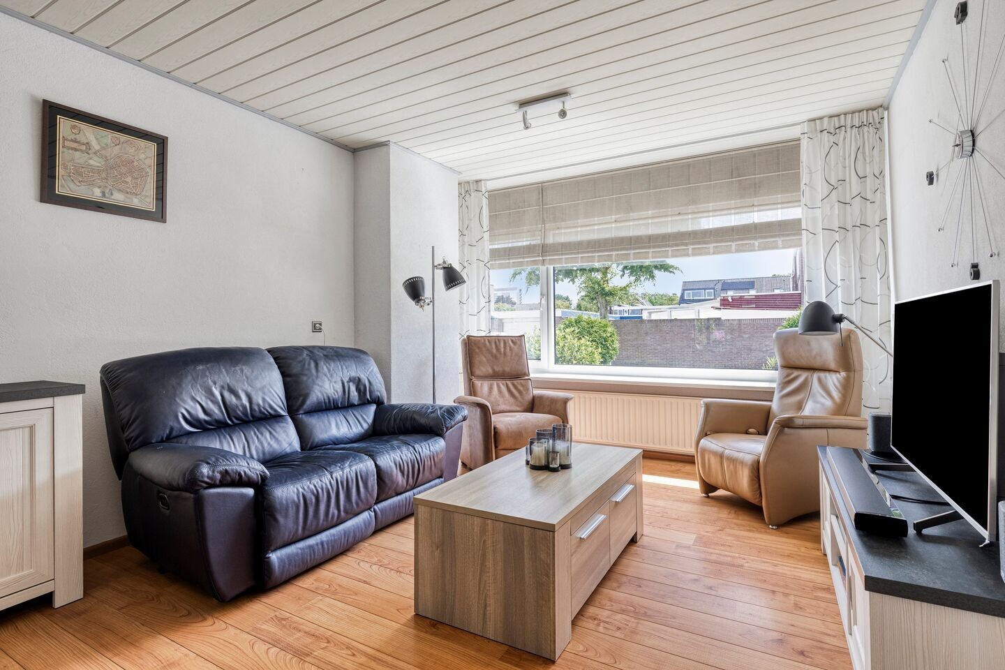 Tussenwoning te koop: Titanlaan 10, Bergen Op Zoom