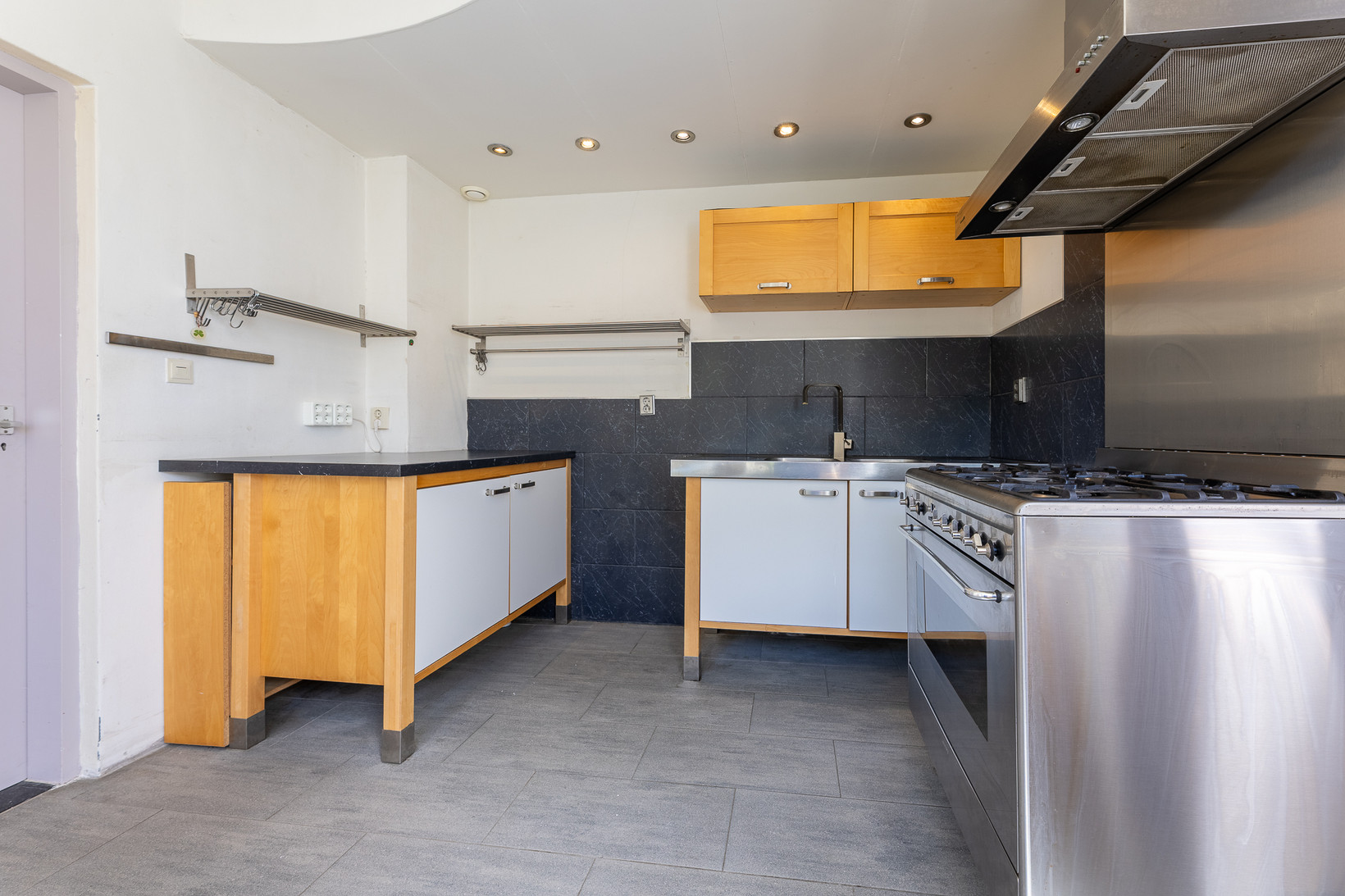 Tussenwoning te koop: de Tulp 41, Hoogerheide