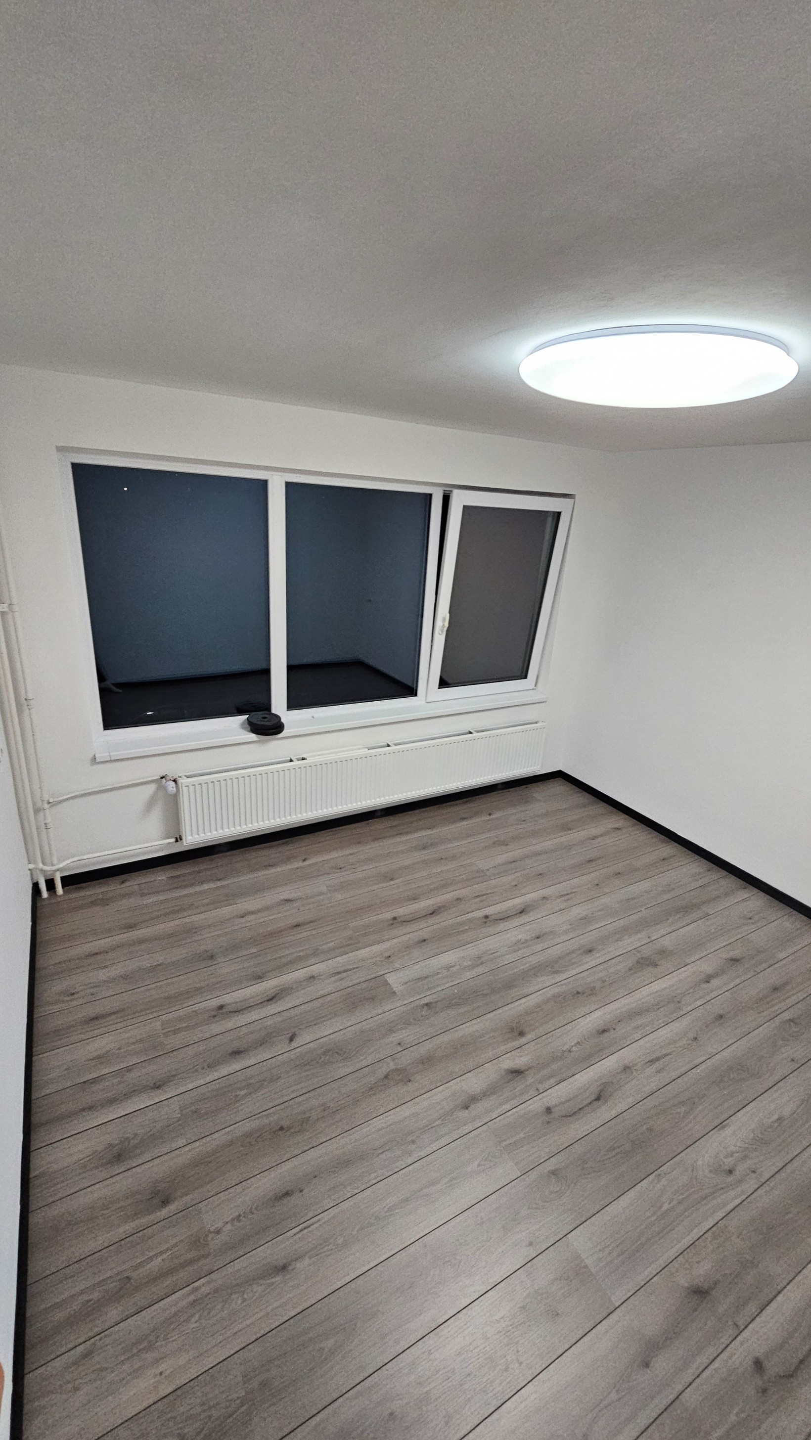 Tussenwoning te koop: Mgr Frenckenstraat 21, Hoogerheide