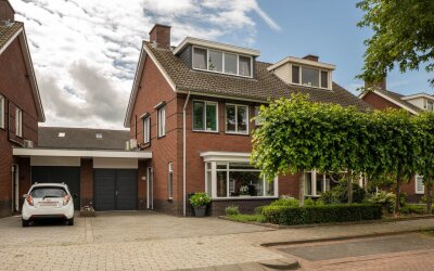 in d' Hoef 60
