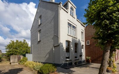 Dorpsstraat 18