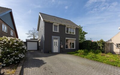 Kerkstraat 56