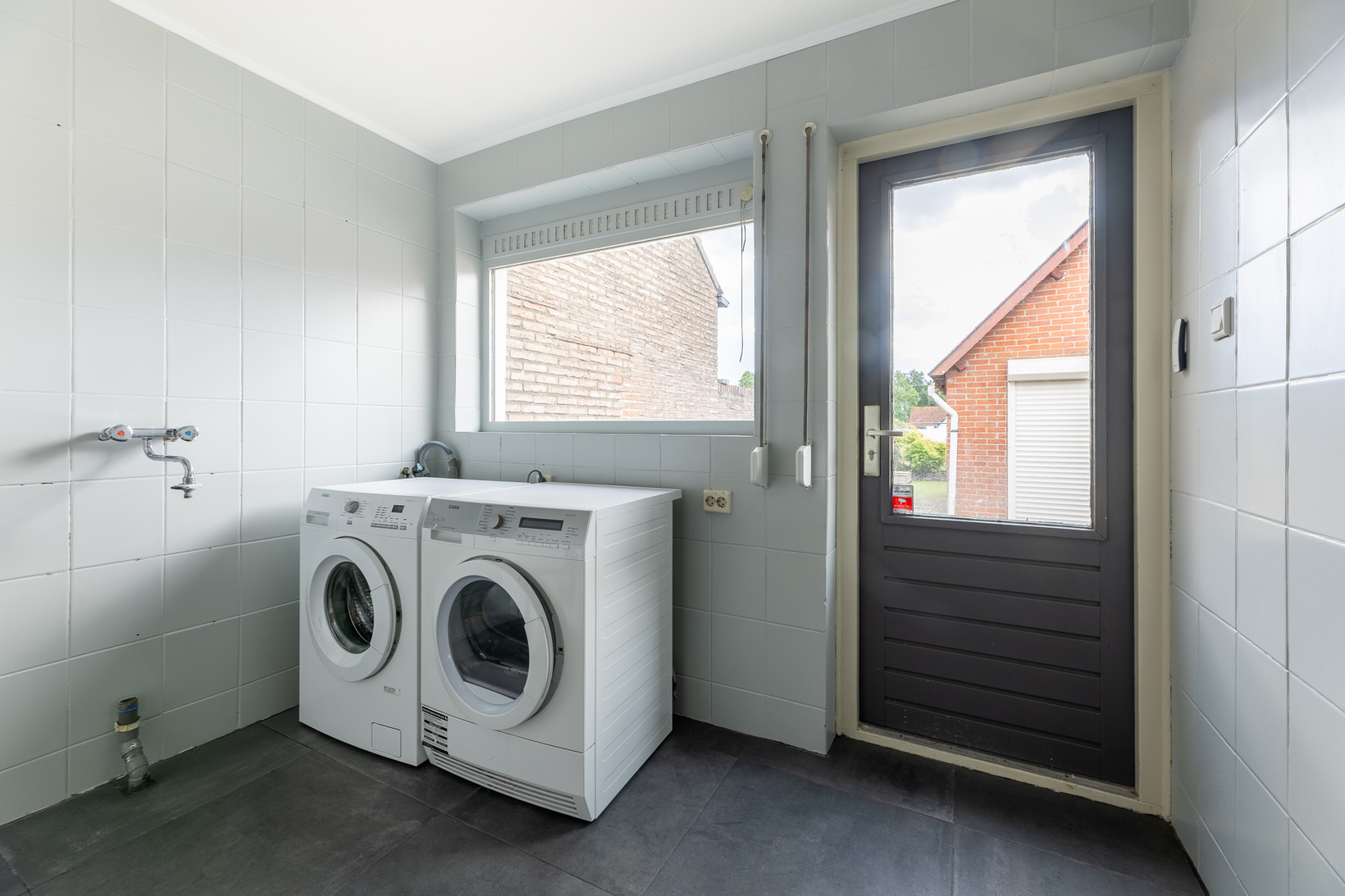 Twee-onder-één-kap te koop: Molendreef 88, Ossendrecht