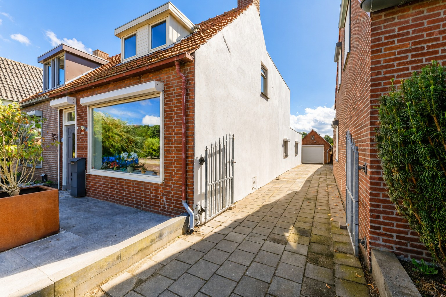 Twee-onder-één-kap te koop: Molendreef 88, Ossendrecht