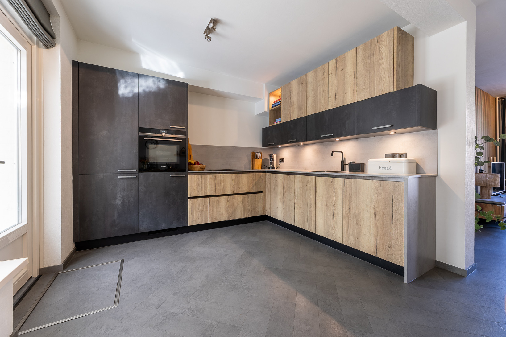 Tussenwoning te koop: Begoniastraat 12, Putte