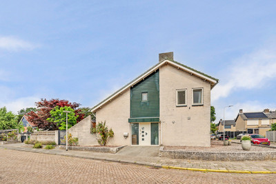 Huis te koop Azaleastraat 1