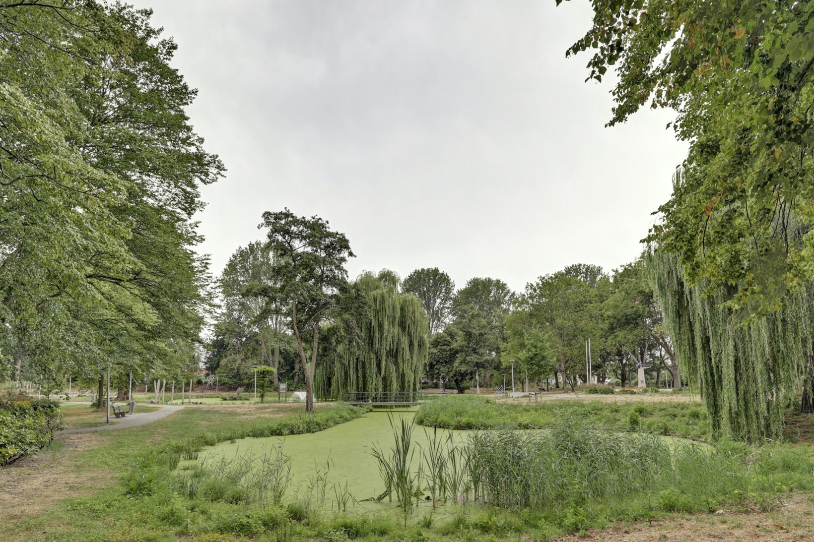Tussenwoning te koop: Zuidwal 45, Steenbergen