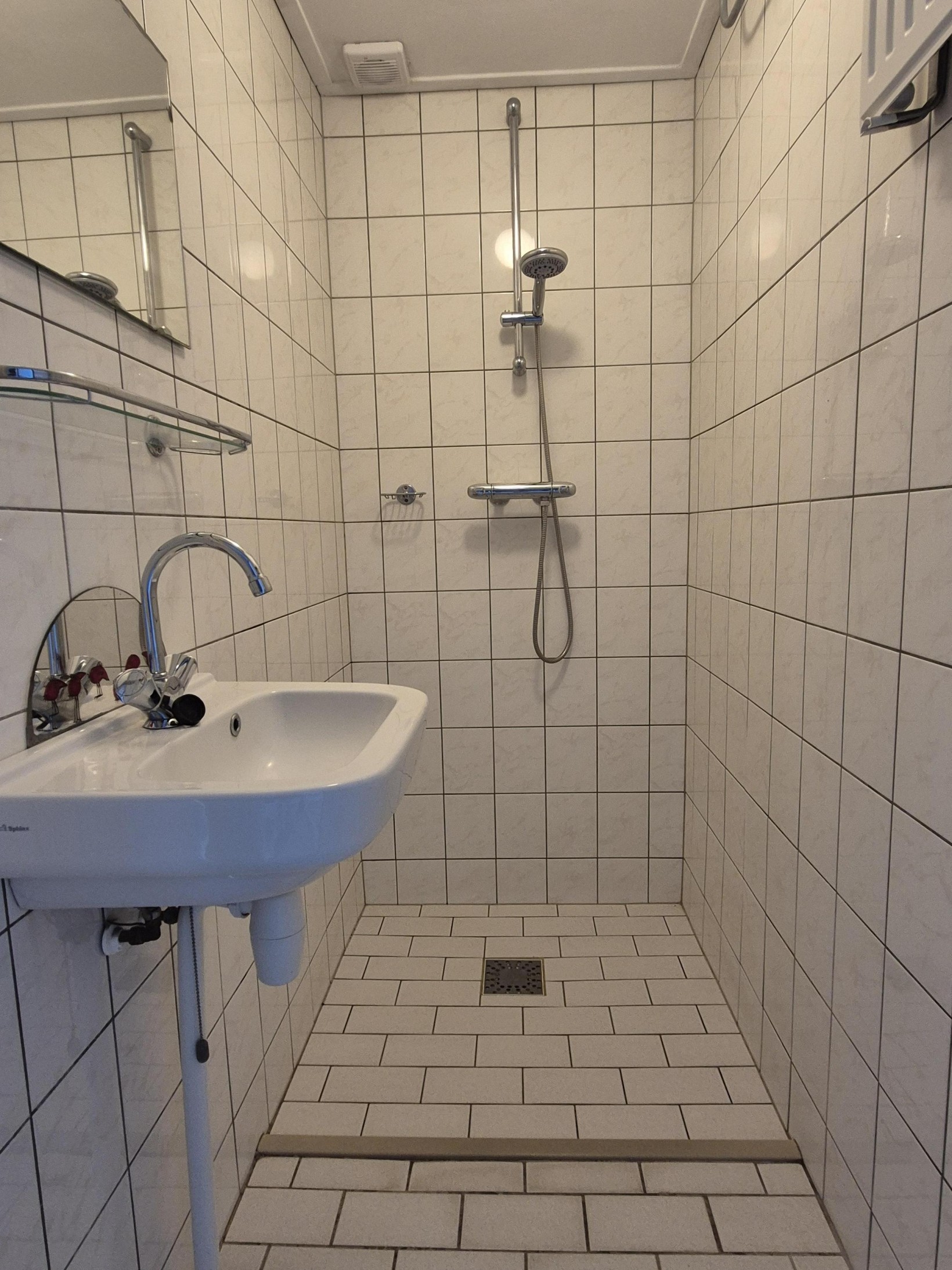 Tussenwoning te koop: Zuidwal 79, Steenbergen