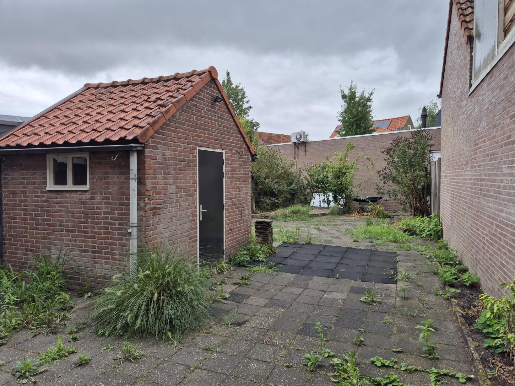 Tussenwoning te koop: Zuidwal 79, Steenbergen