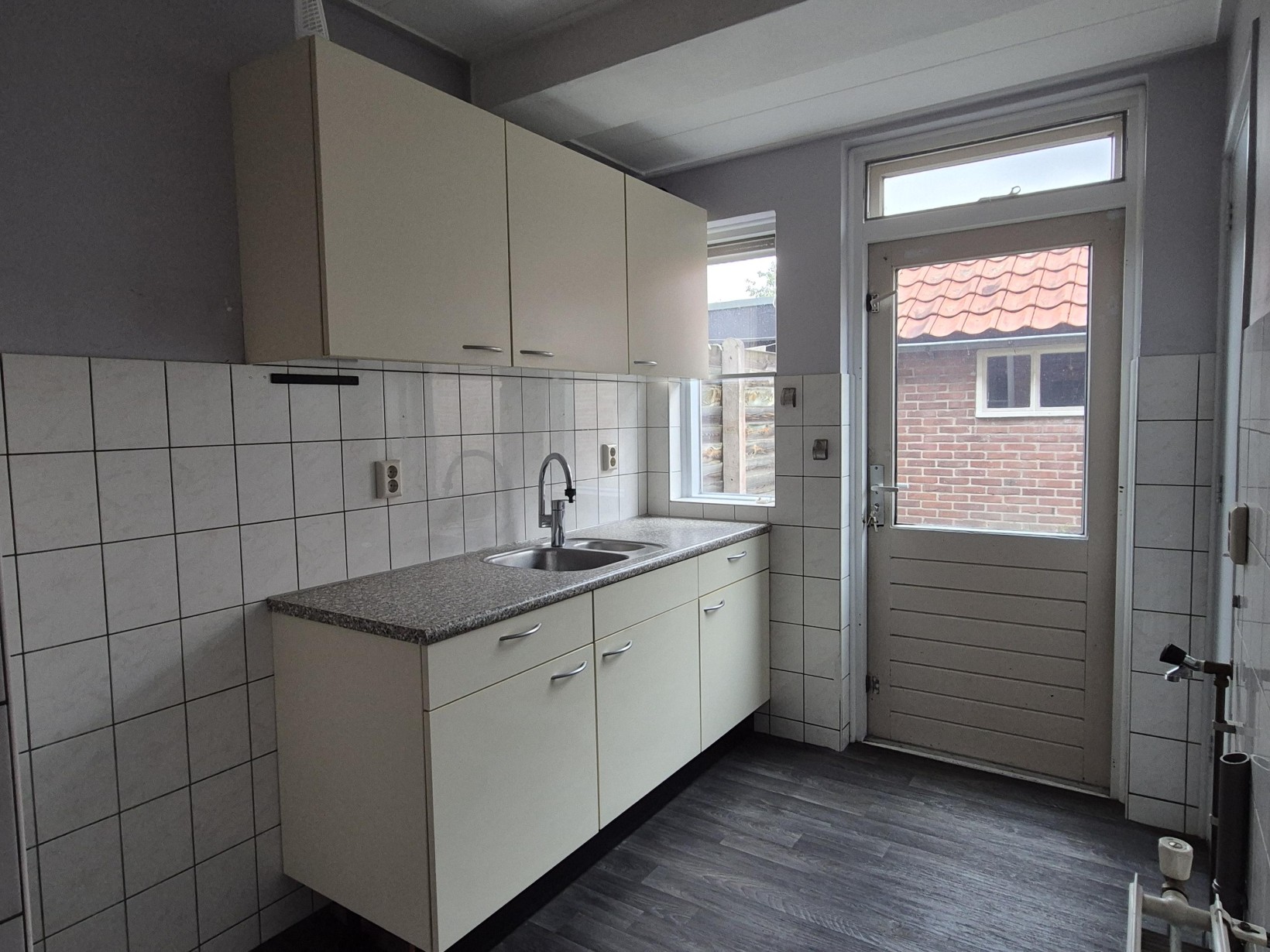 Tussenwoning te koop: Zuidwal 79, Steenbergen