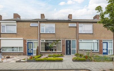 Esdoornstraat 15