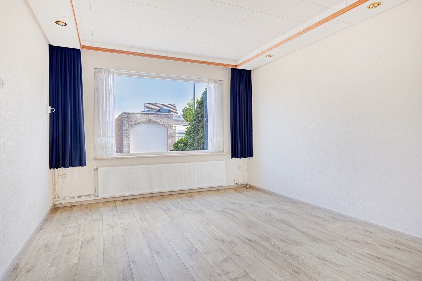 Tussenwoning te koop: Anjerstraat 32, Steenbergen
