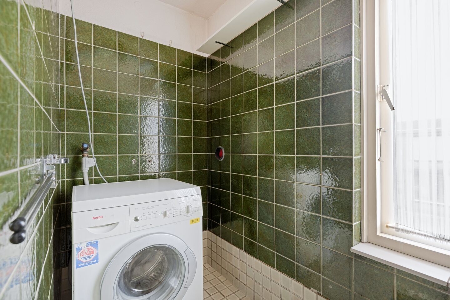 Tussenwoning te koop: Anjerstraat 32, Steenbergen