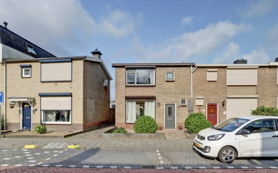 Goudenregenstraat 32