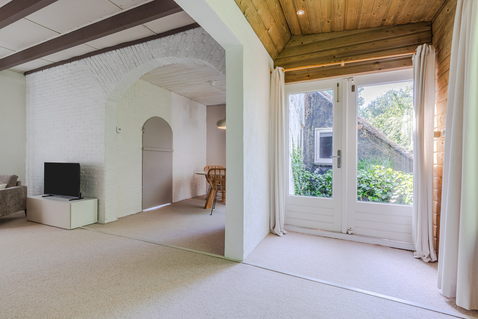 Vrijstaande woning te koop: Kruislandsedijk 11, Steenbergen