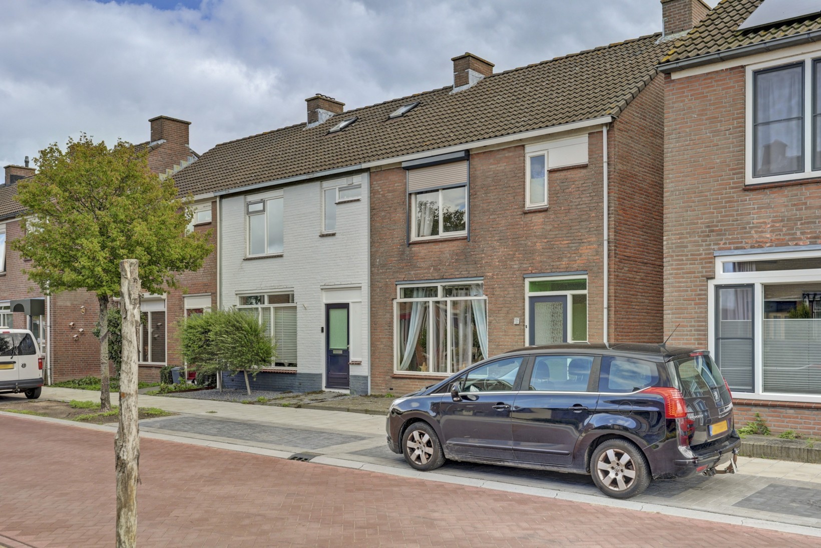 Hoekwoning te koop: Dorpsweg 6, De Heen