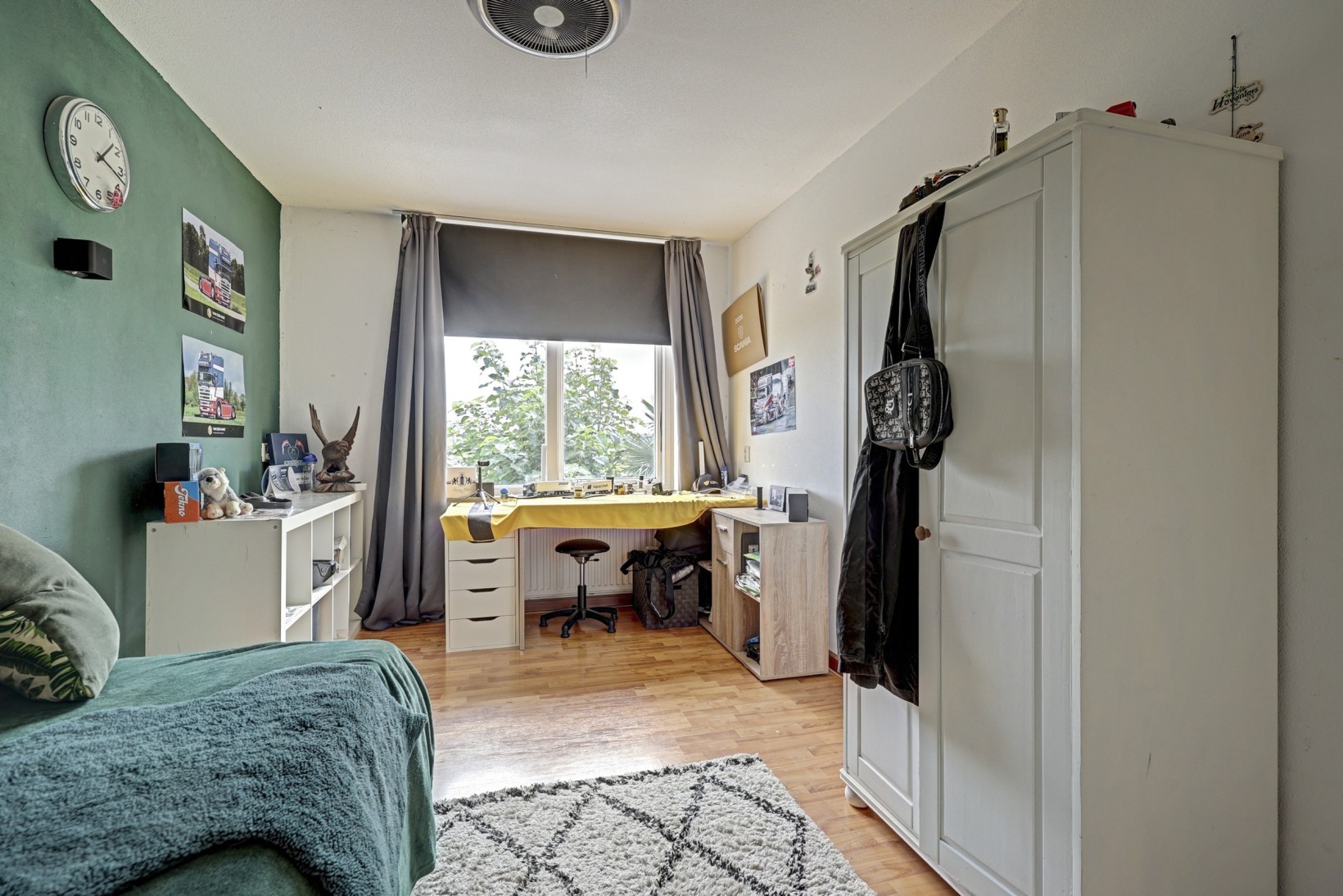 Hoekwoning te koop: Dorpsweg 6, De Heen