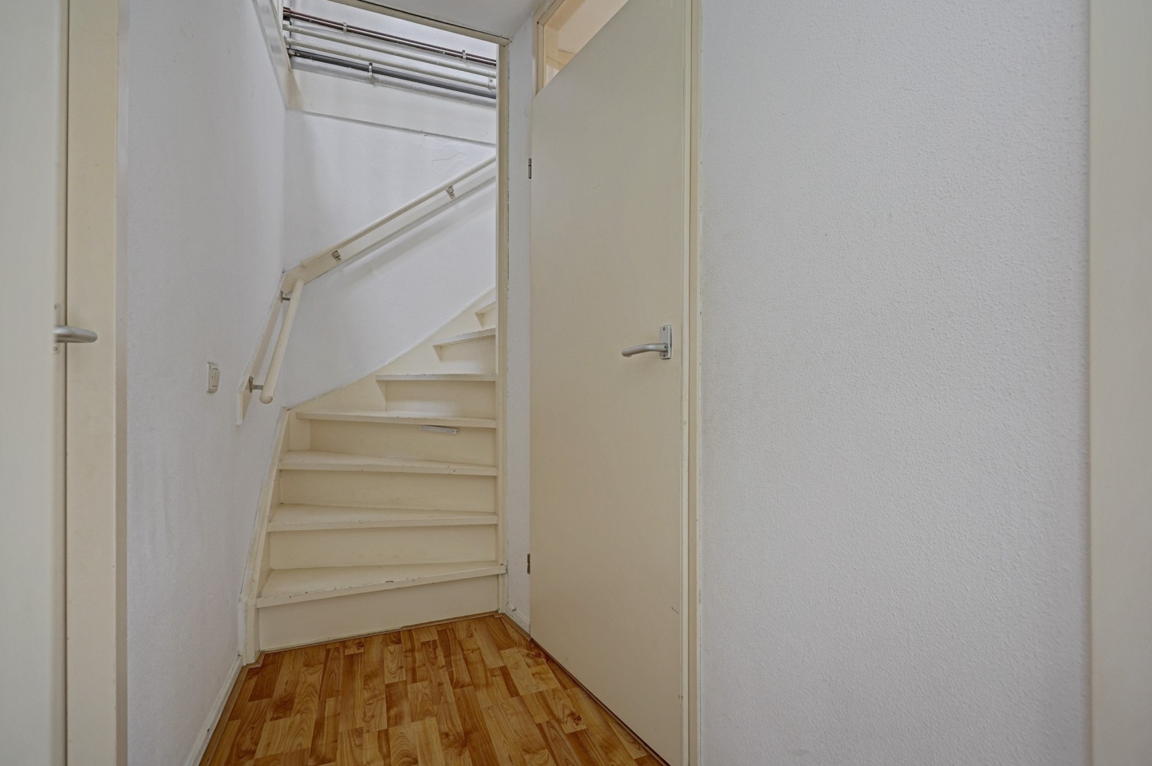 Hoekwoning te koop: Dorpsweg 6, De Heen