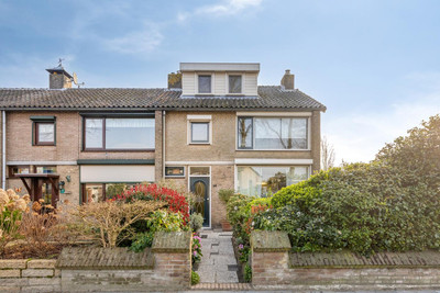 Burgemeester Elkhuizenlaan 12