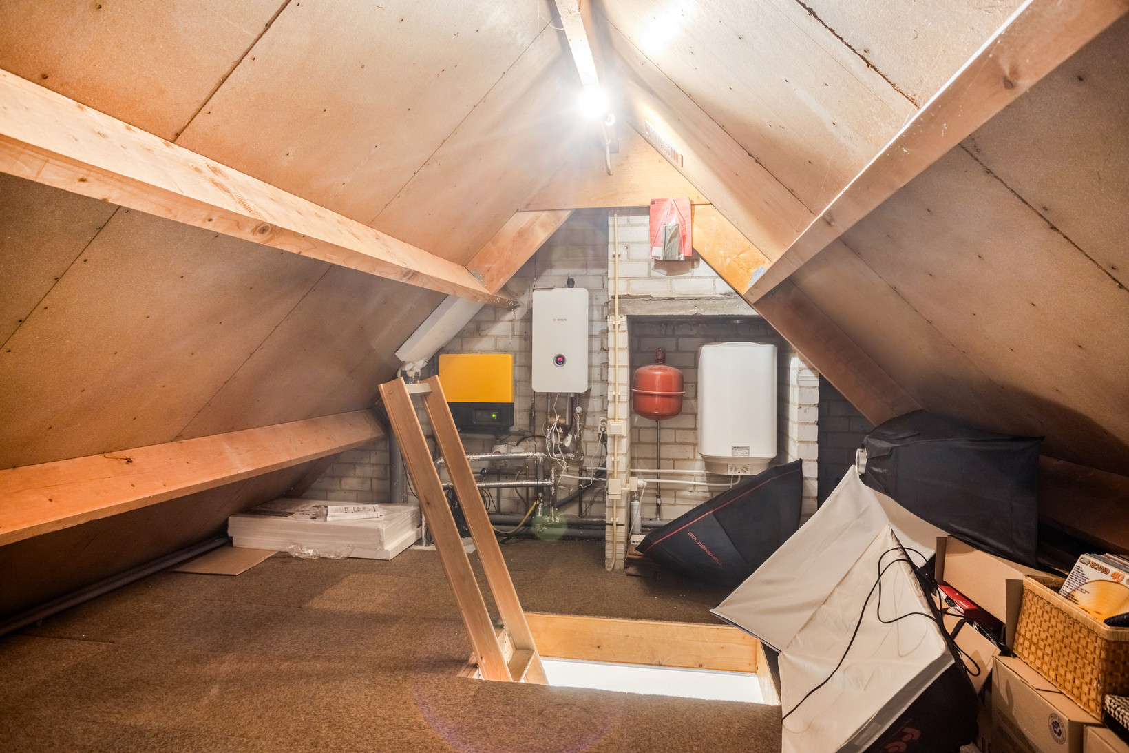 Twee-onder-één-kap te koop: nieuwe molenweg 27, Halsteren