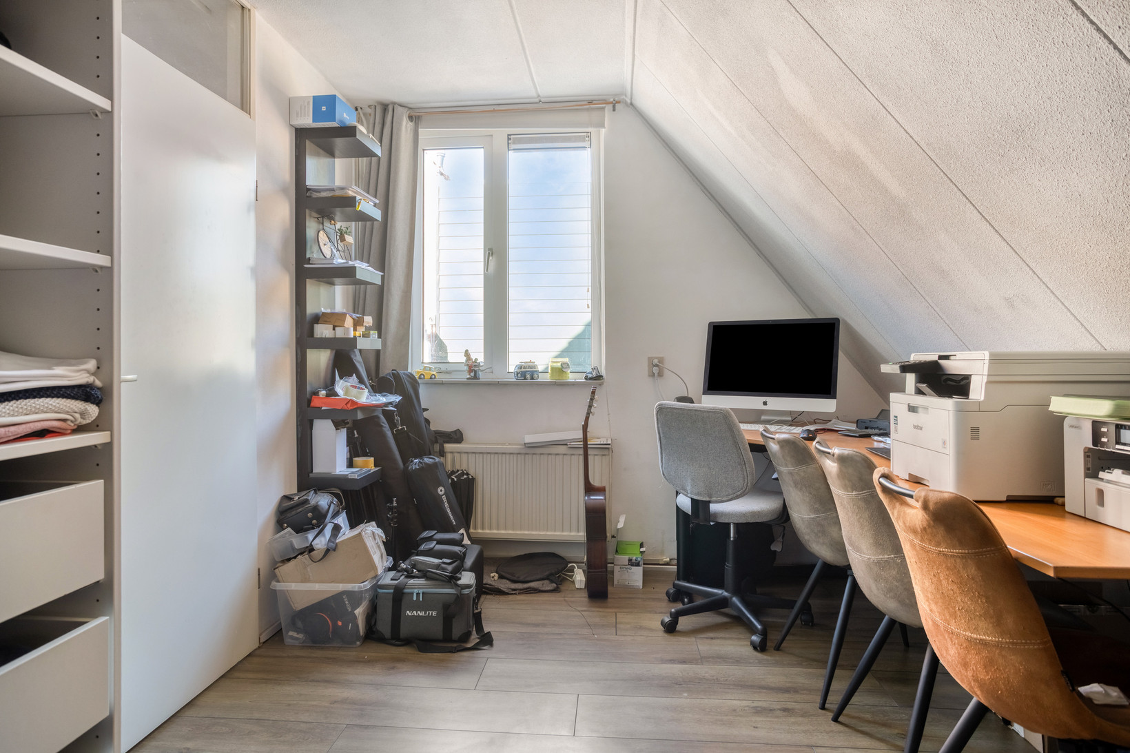 Twee-onder-één-kap te koop: nieuwe molenweg 27, Halsteren