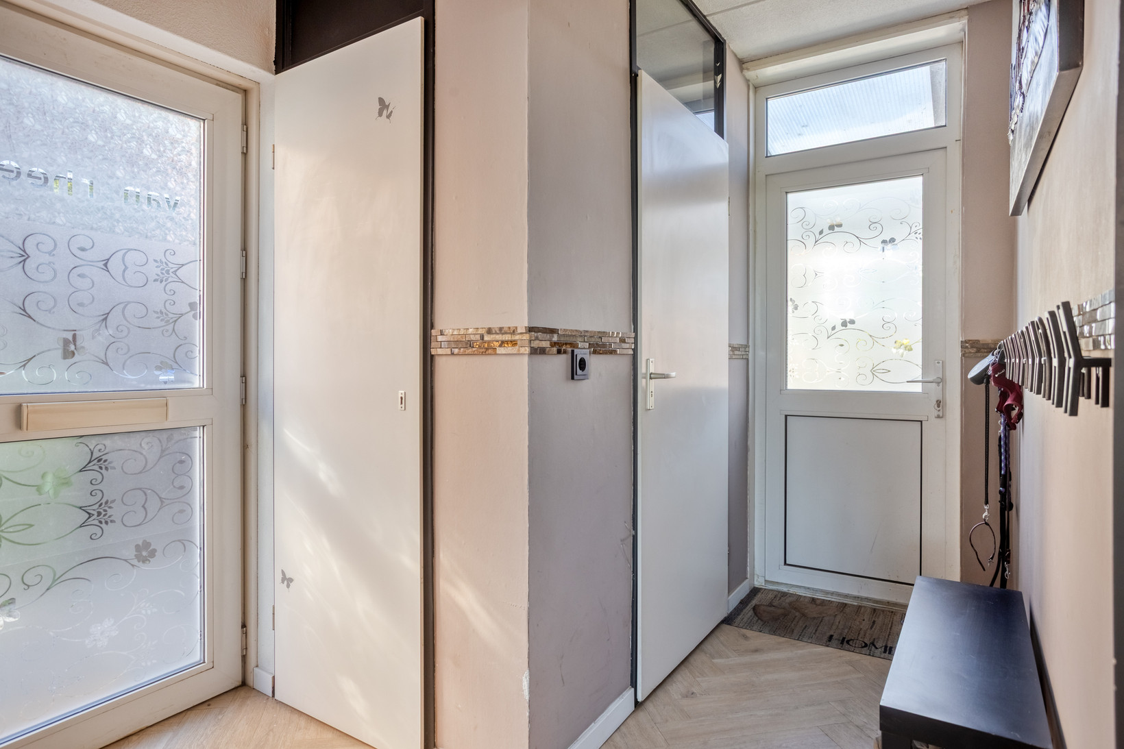 Twee-onder-één-kap te koop: nieuwe molenweg 27, Halsteren