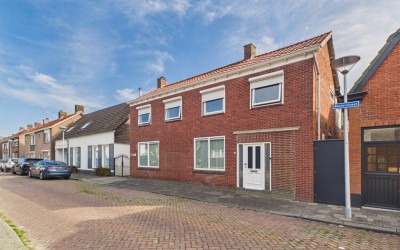 Oosterstraat 21