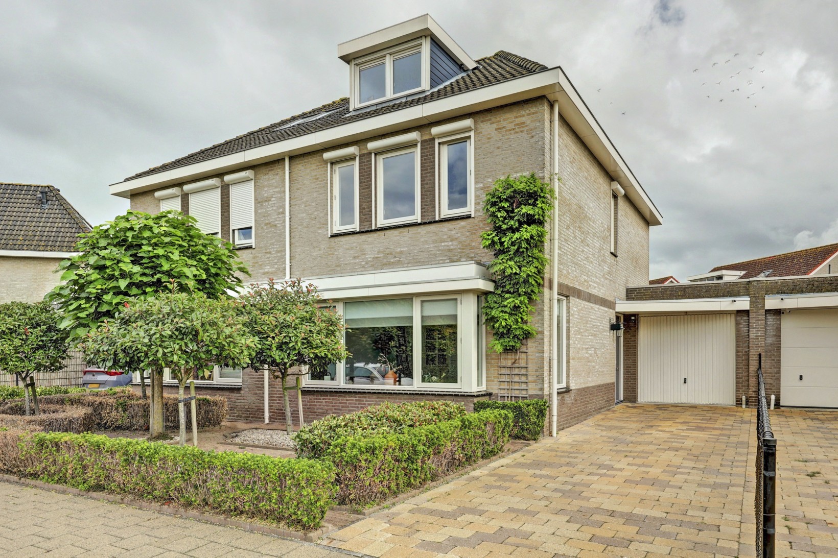 Tussenwoning te koop: Plataanstraat 34, Sint Philipsland