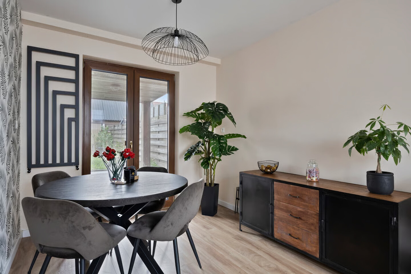 Tussenwoning te koop: Deldensestraat 5, Sint Philipsland
