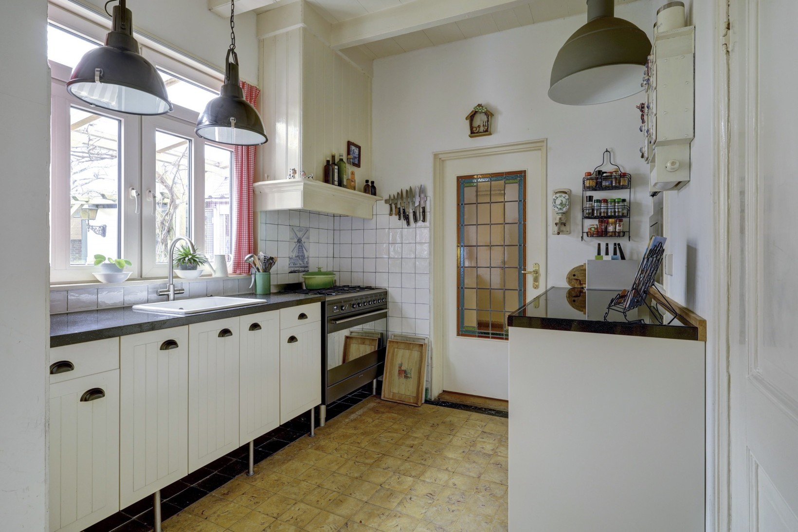 Hoekwoning te koop: Voorstraat 43, Nieuw-Vossemeer