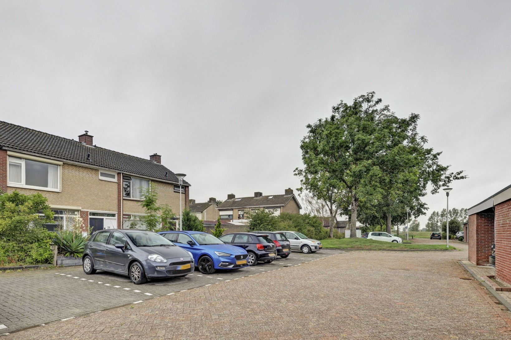 Tussenwoning te koop: Pieter van Botlantlaan 28, Nieuw-Vossemeer
