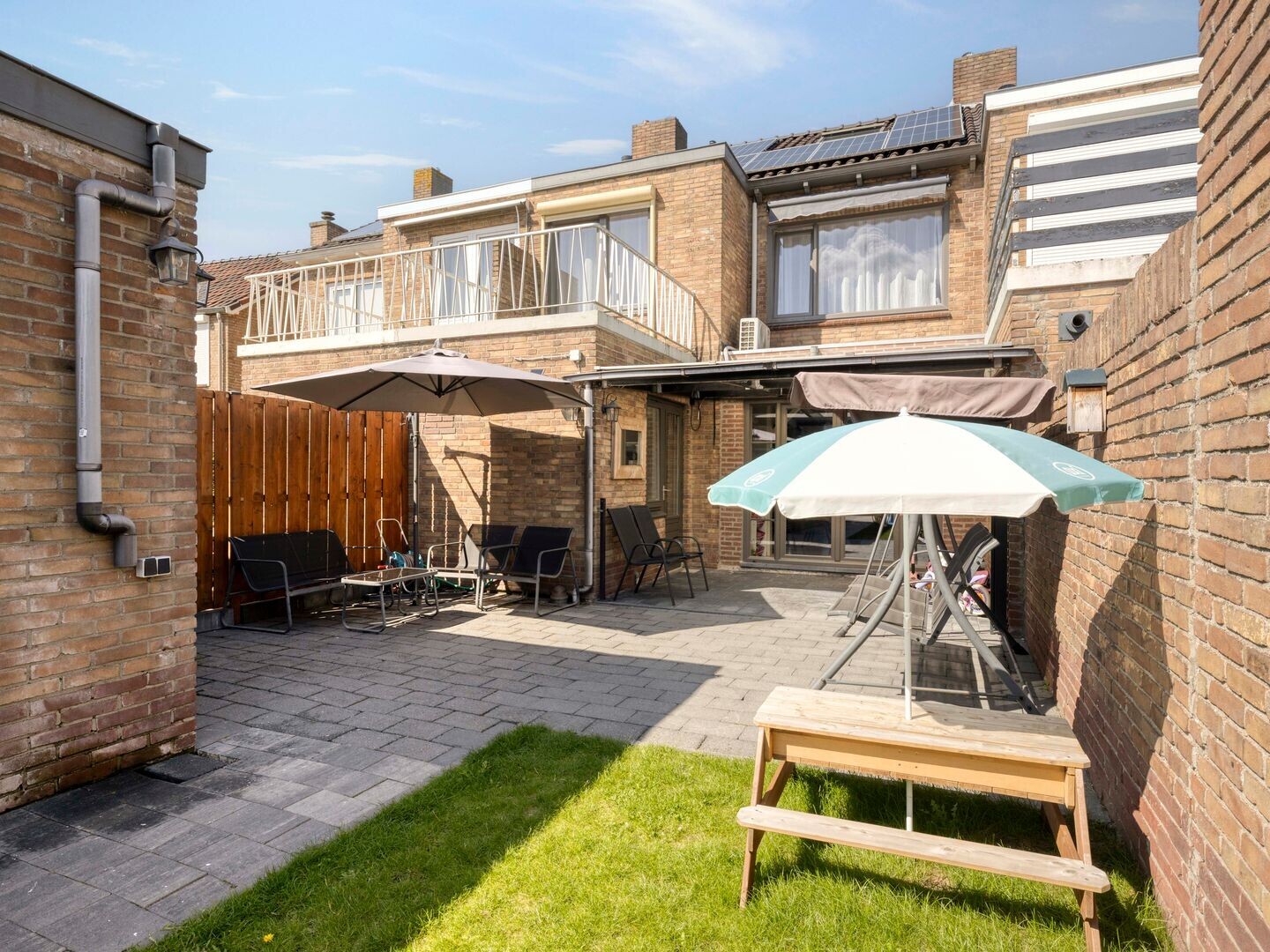 Tussenwoning te koop: Ten Ankerweg 5, Tholen