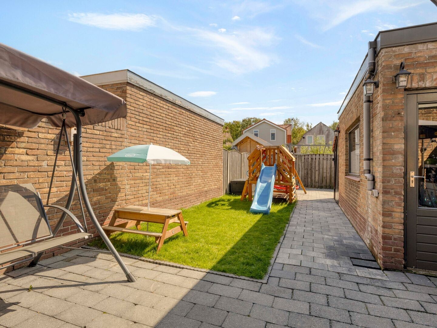Tussenwoning te koop: Ten Ankerweg 5, Tholen