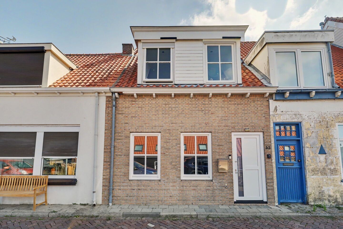 Tussenwoning te koop: Molendijk 52, Stavenisse