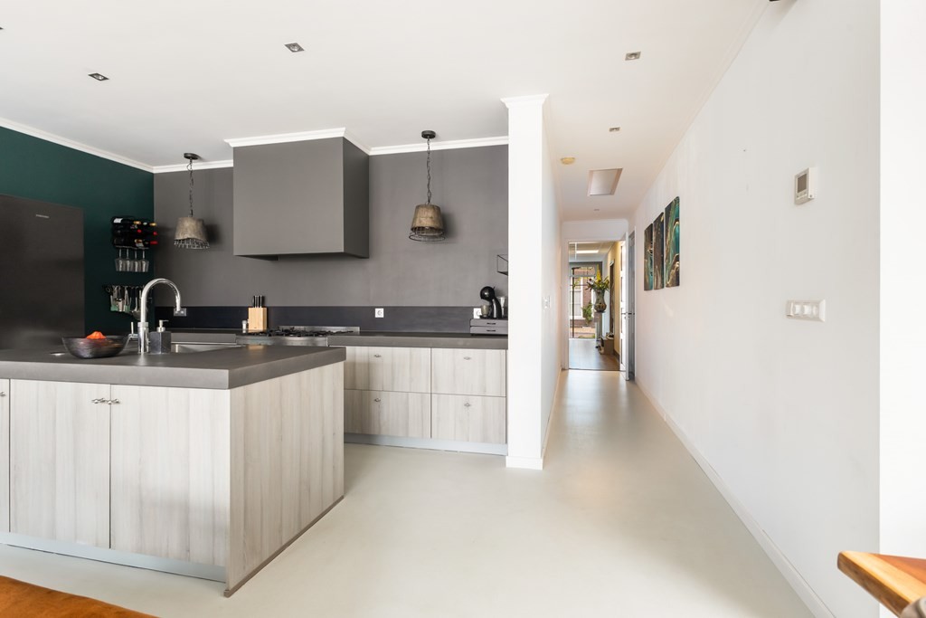 Tussenwoning te koop: Voorstraat 39, Sint-Annaland