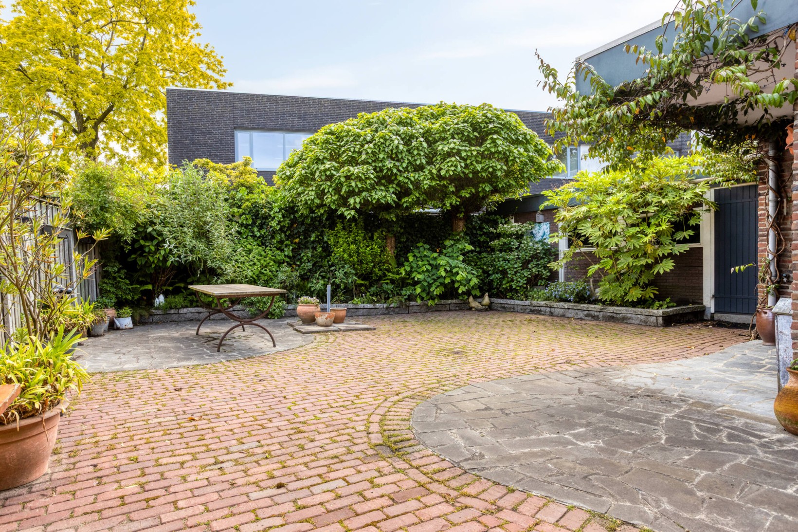 Vrijstaande woning te koop: Emmastraat 14, Roosendaal