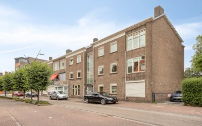 Burgemeeste. 85-B