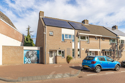Hoogstraat 93