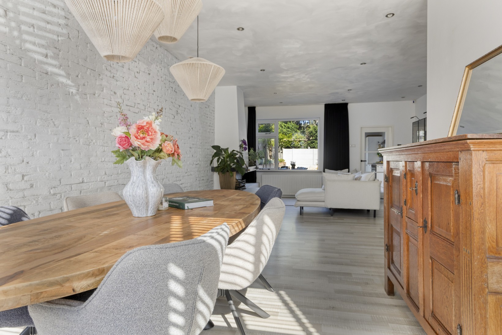 Hoekwoning te koop: Hulsdonksestraat 37, Roosendaal