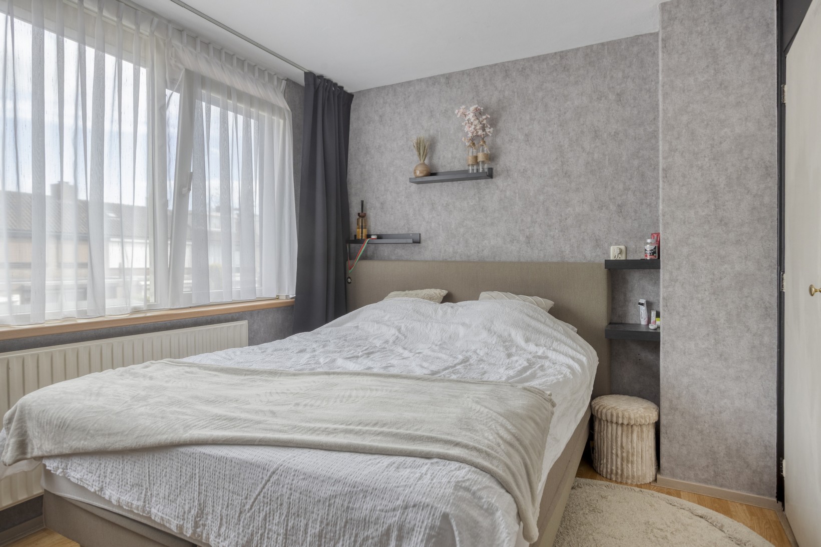 Tussenwoning te koop: Adriaen van Ostadestraat 33, Roosendaal
