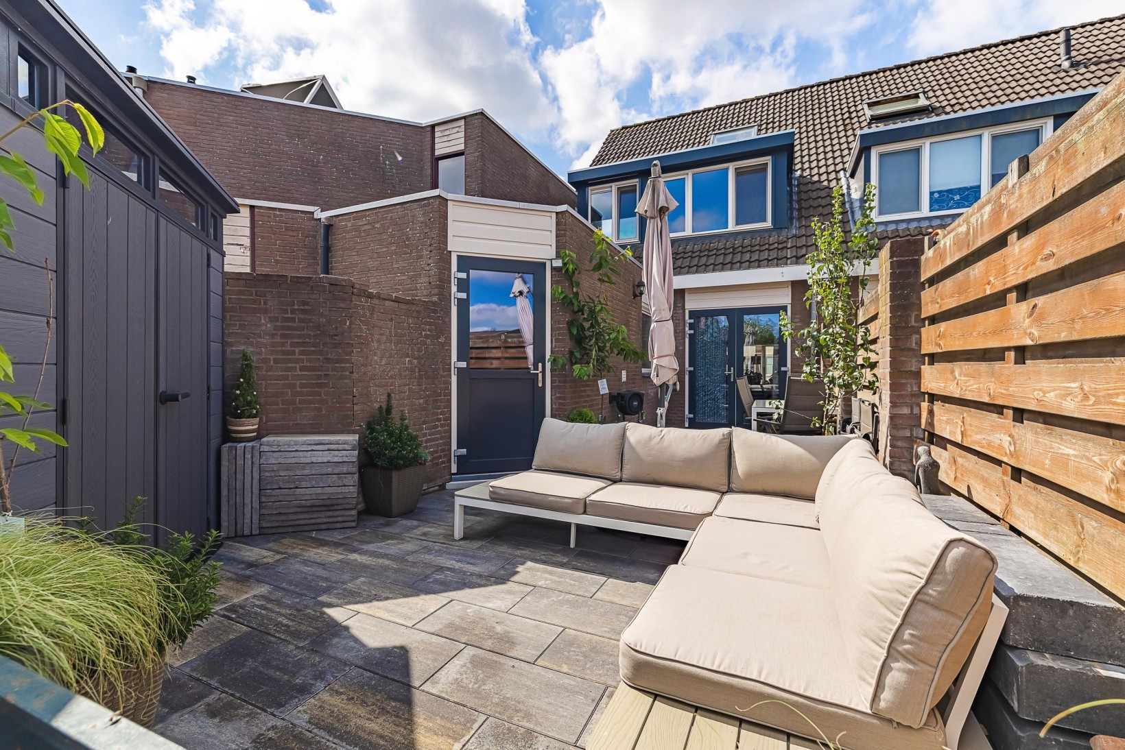 Tussenwoning te koop: Dijkcentrum 6, Roosendaal