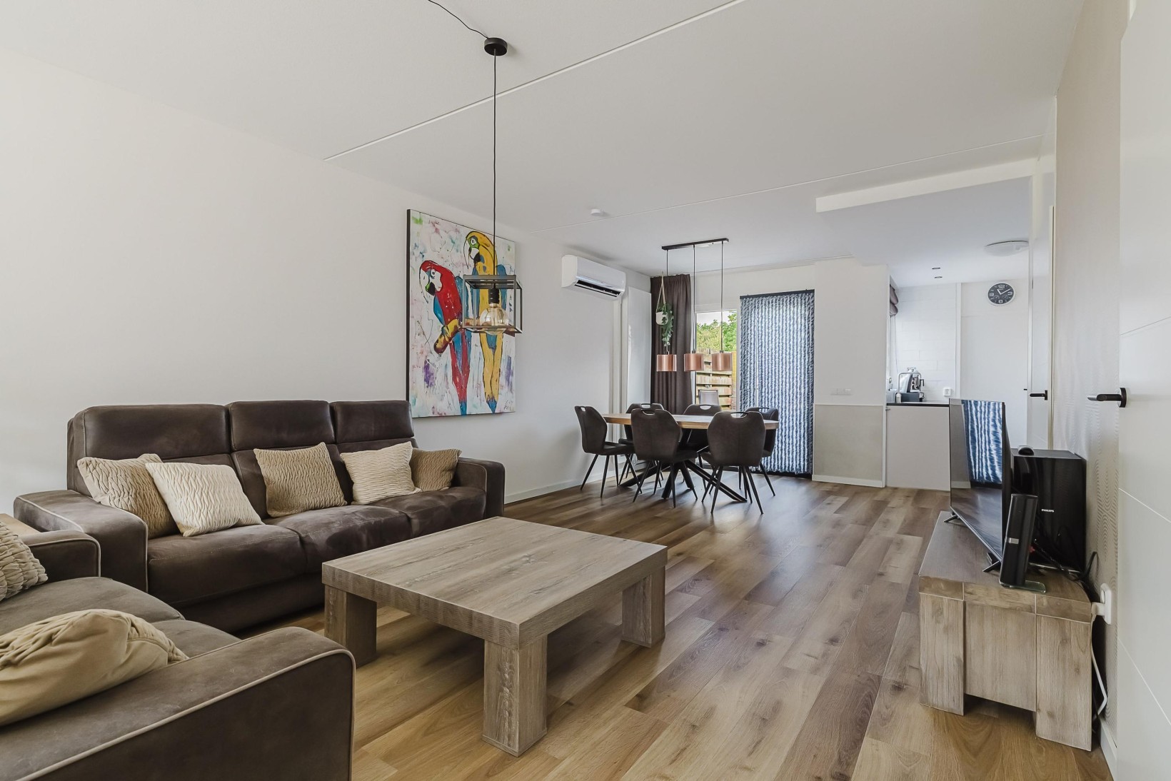 Tussenwoning te koop: Dijkcentrum 6, Roosendaal