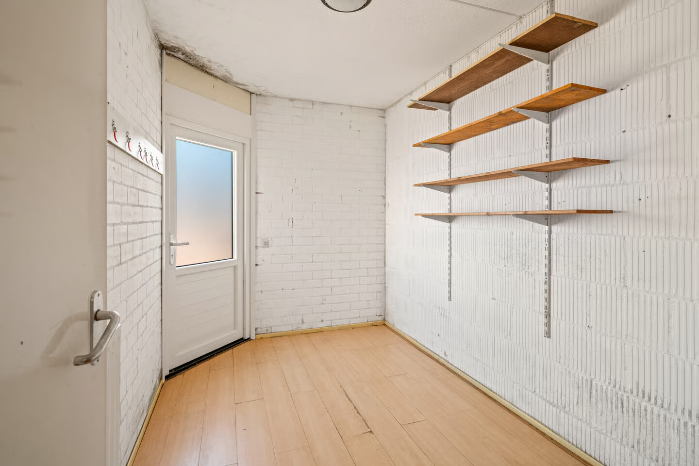 Tussenwoning te koop: Moriondijk 23, Roosendaal