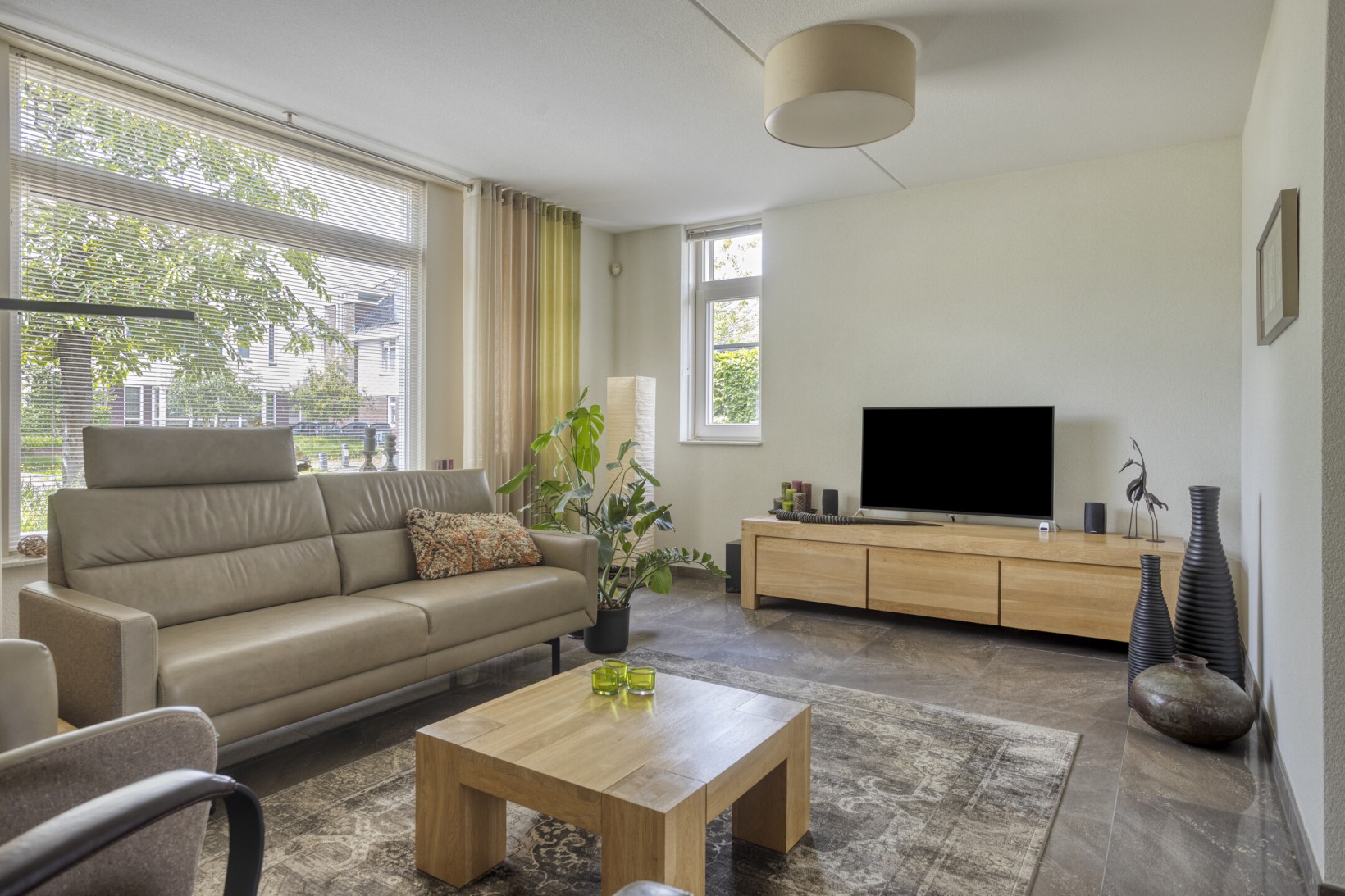 Twee-onder-één-kap te koop: Brakesteinlaan 8, Roosendaal