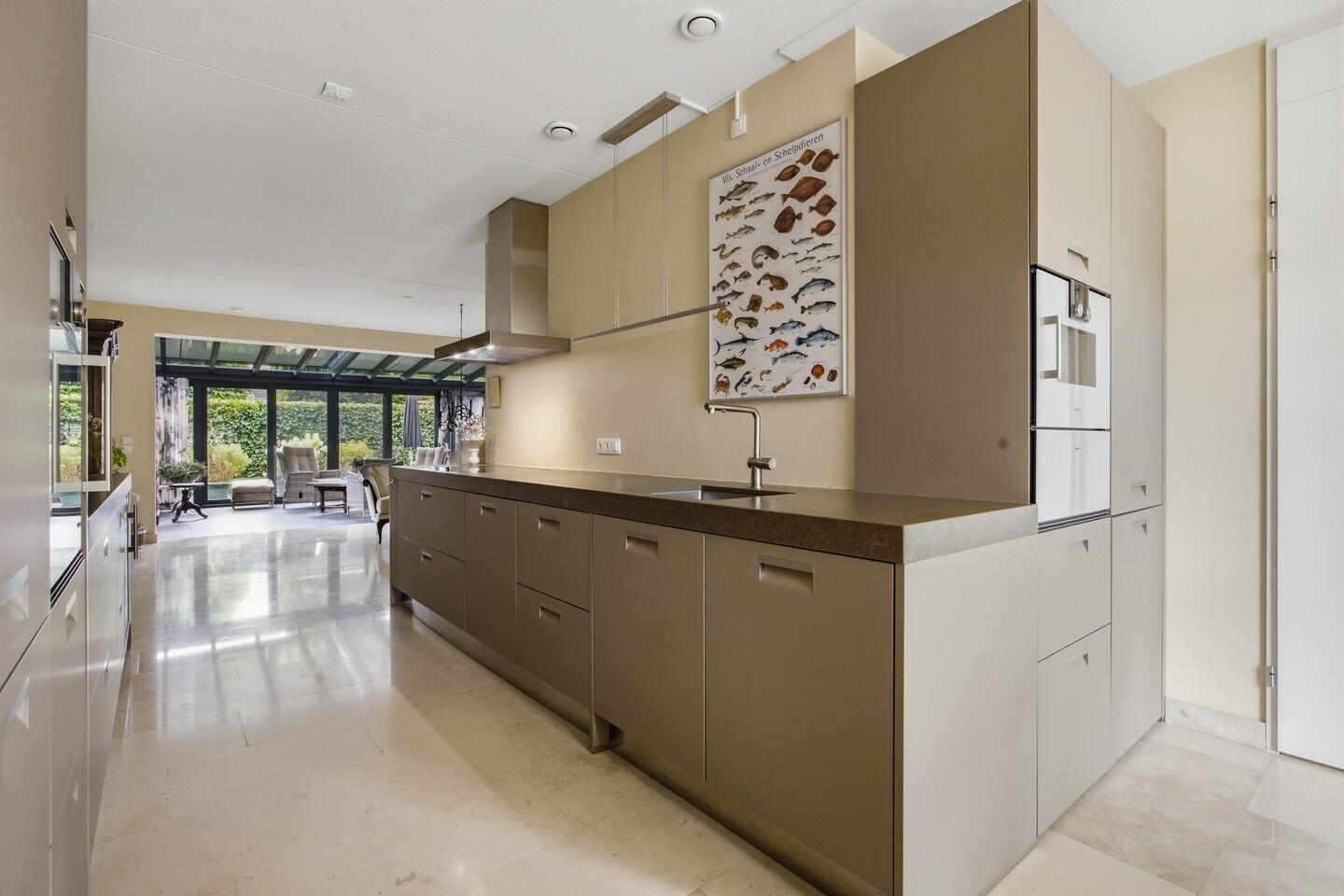 Tussenwoning te koop: Leede 83, Roosendaal