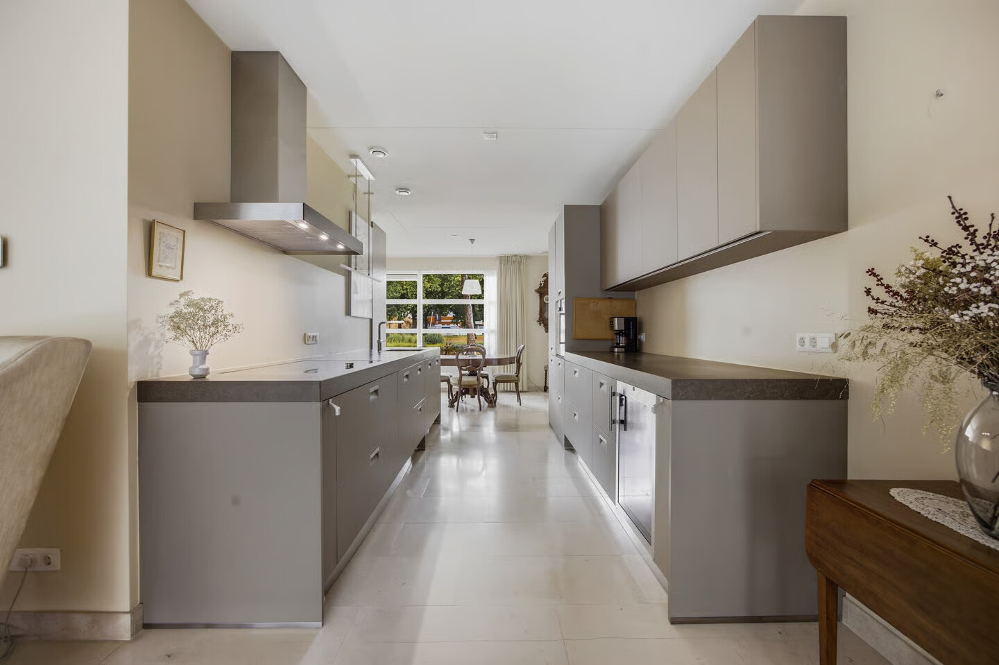 Tussenwoning te koop: Leede 83, Roosendaal
