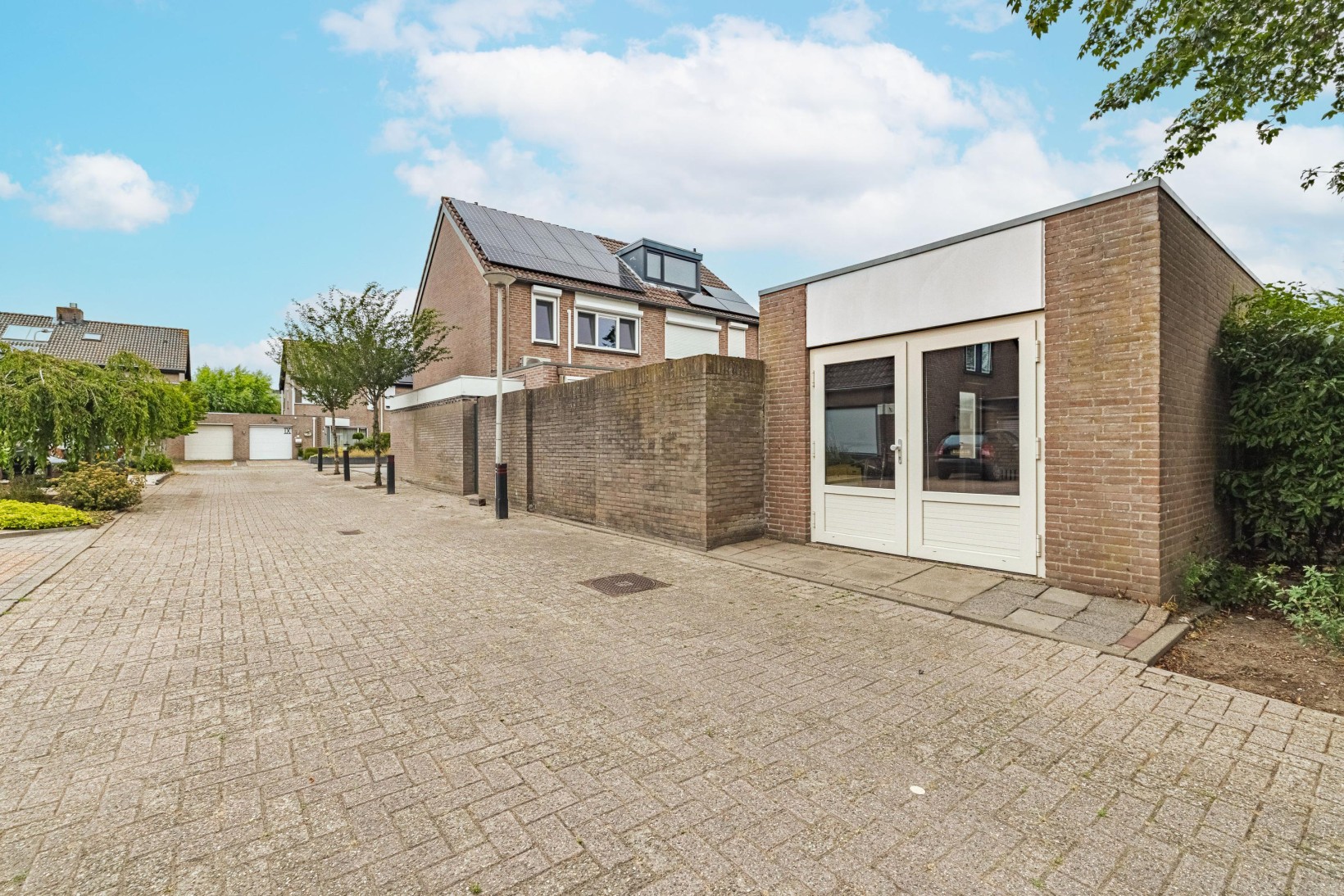 Hoekwoning te koop: Ambrozijnberg 24, Roosendaal